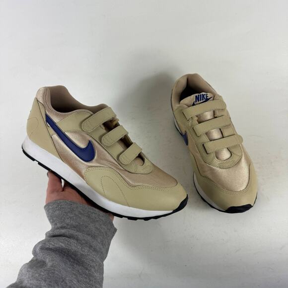 Nike W Outburst V Sneakers Women's 9 Desert Ore Regency Purple Athletic Shoes - Picture 1 of 10